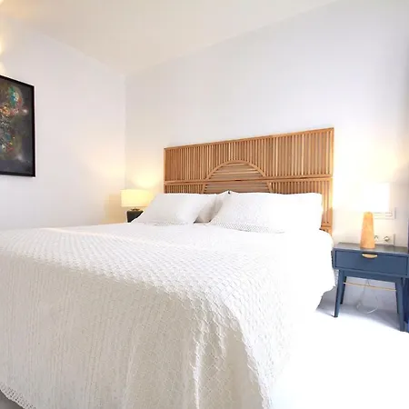 Unique, Stylish & Calm Peces By The Sea Costa Teguise