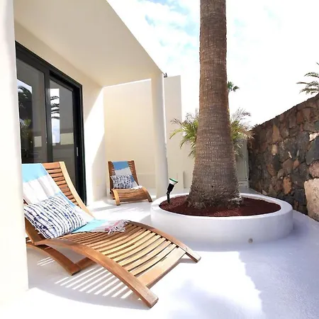 Unique, Stylish & Calm Peces By The Sea Hébergement de vacances Costa Teguise