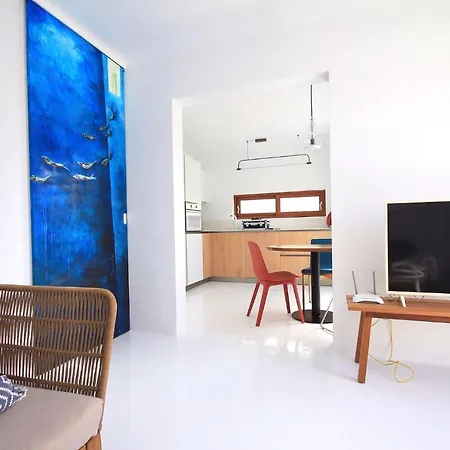 Unique, Stylish & Calm Peces By The Sea Feriehus