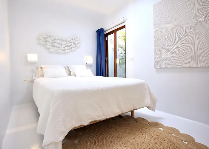 Holiday home Unique, Stylish & Calm Peces By The Sea *