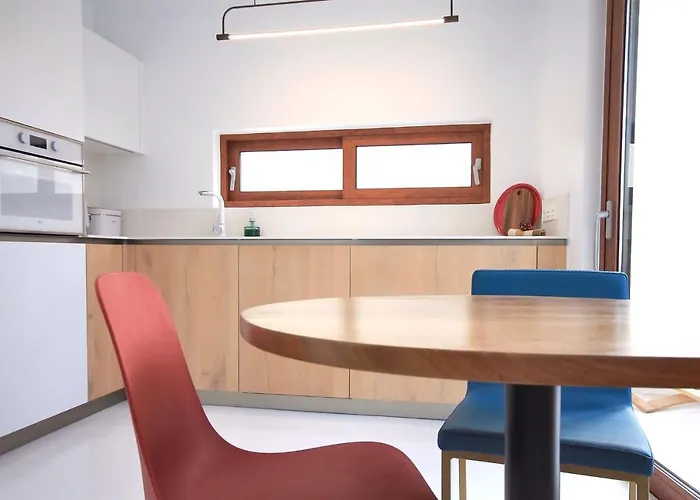 Unique, Stylish & Calm Peces By The Sea Holiday home