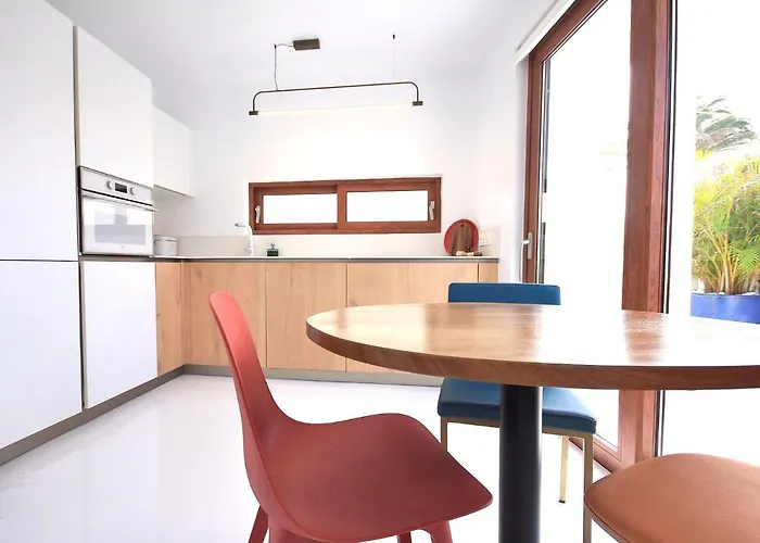 Unique, Stylish & Calm Peces By The Sea * Costa Teguise